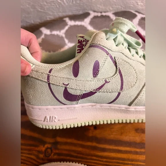 Nike Air Force 1 Low Have a Nike Day Sneakers collector rare EUC frosted spruce
